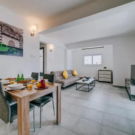 Andy Apartman